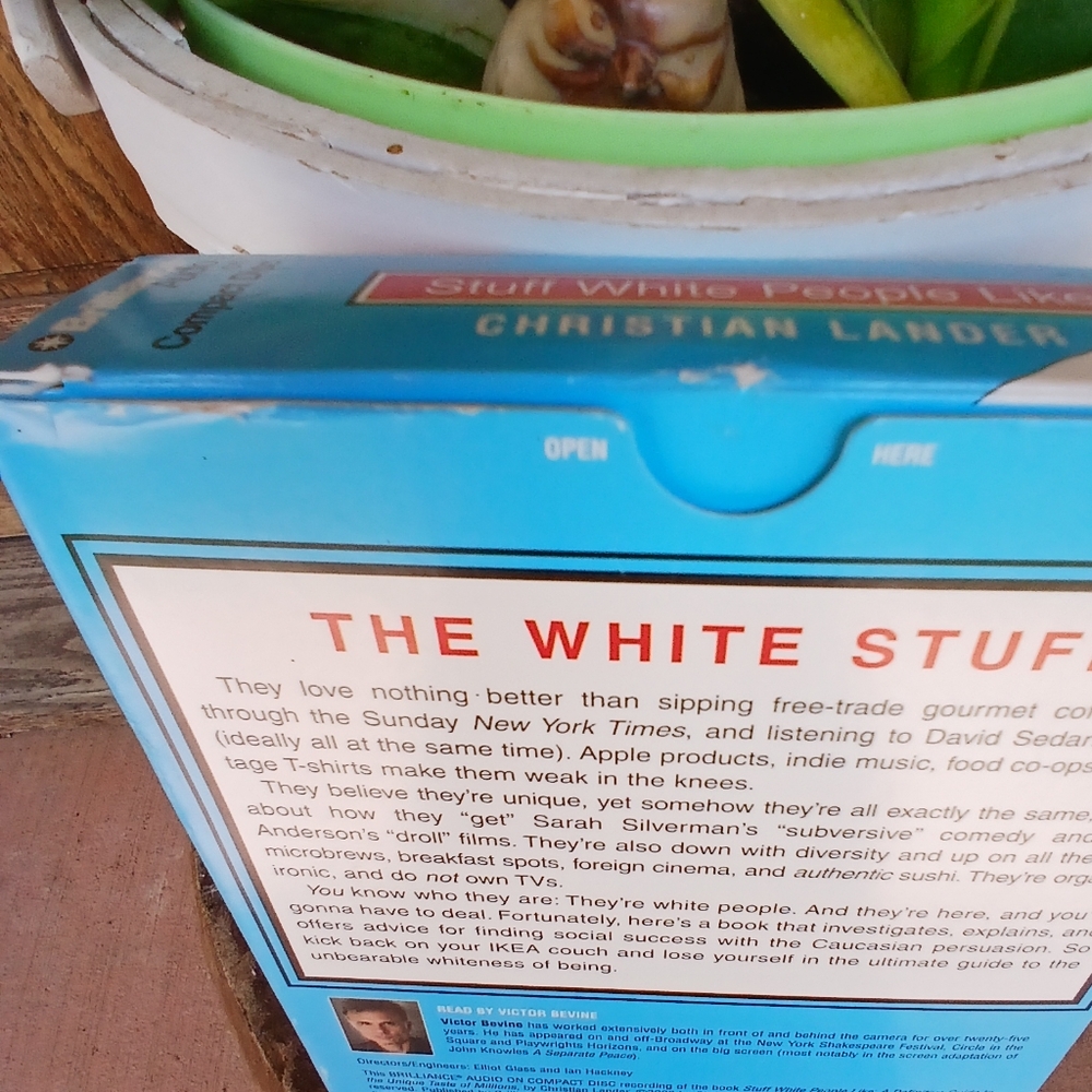 Stuff White People Like Audiobook CHRISTIAN LANDER Satire NEW 6 Hrs - Picture 2 of 7